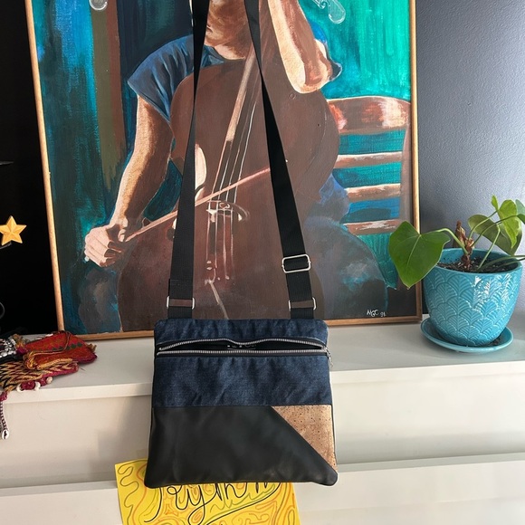 Stylish Denim and Black Crossbody Bag Vegan 9.5"x11" - Picture 4 of 16